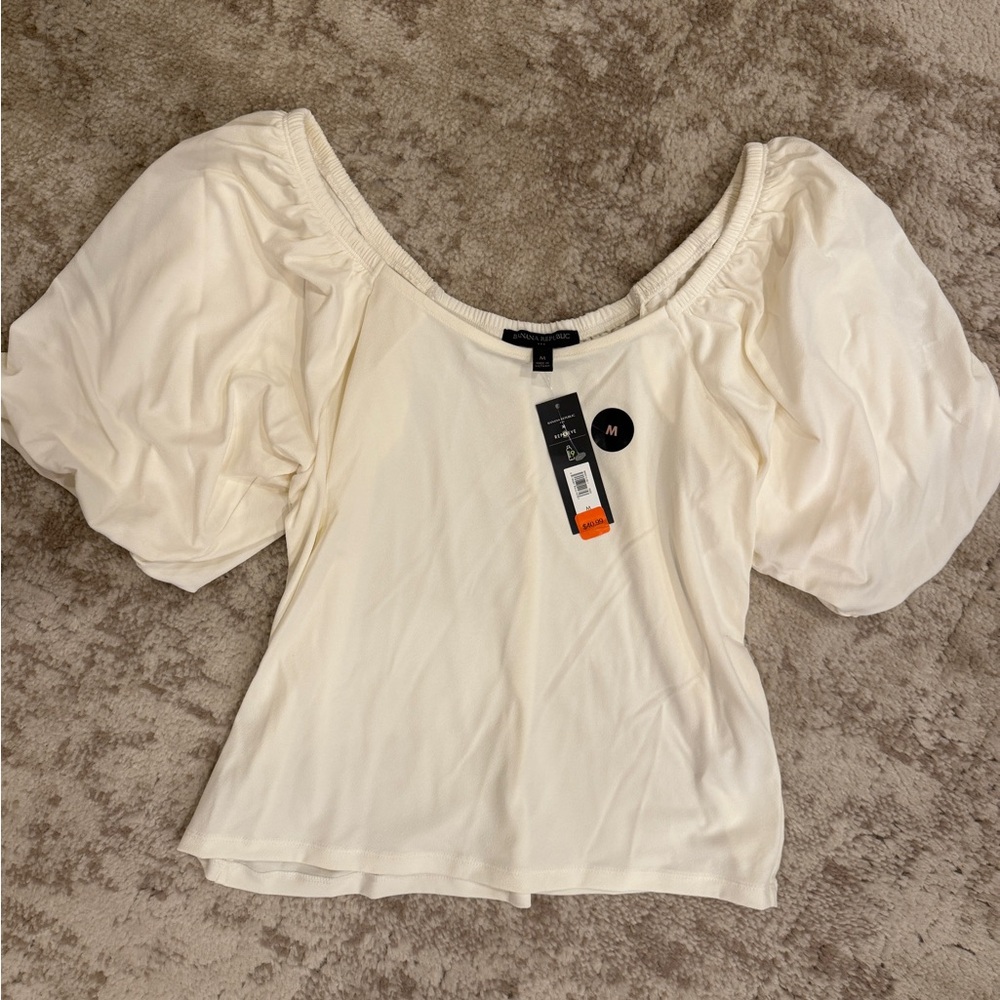 NWT  Banana Republic M Elegant Cream Puff Sleeve Top